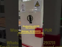 การควบคุมการเคลือบ PUR แบบเรียบ: การยึดติดวีเนียร์ไม้ที่ไม่บิดงอ