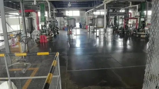 พอลิอุเรธาน แคลมละลายร้อนสําหรับการปลูกไม้ PVC Lamination EG-8012